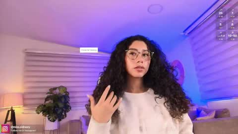 Amy Olivera online show from April 20, 12:41 pm