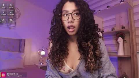 Snapshot of miss_sidney chatting on October 21, 1:26 pm Amy Olivera online show from October 21, 1:26 pm