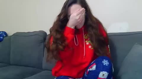 Bella online show from April 8, 1:46 pm