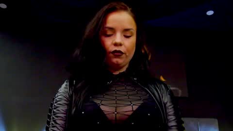 AliceReign online show from April 1, 6:03 am