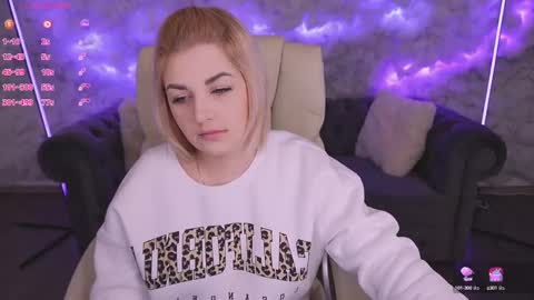 missalisaa online show from March 4, 7:08 am