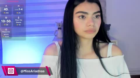 Ariadna Ruiz online show from April 24, 12:08 pm