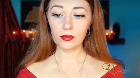 Snapshot of missbeverlymills chatting on October 25, 3:58 am The divine Beverly online show from October 25, 3:58 am