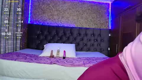 Brenda online show from October 25, 4:09 am