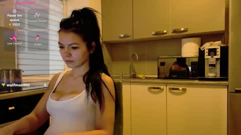 missbya online show from February 13, 6:26 am