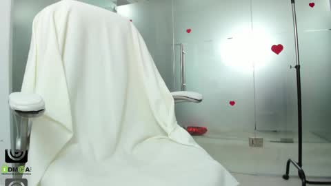 Miss Domina online show from April 18, 2:58 am