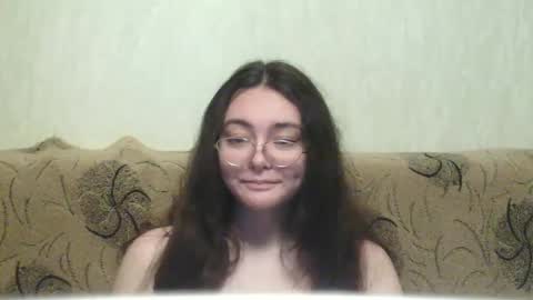 missis mona online show from January 14, 8:15 pm