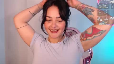 missmariana_ online show from October 22, 1:32 am