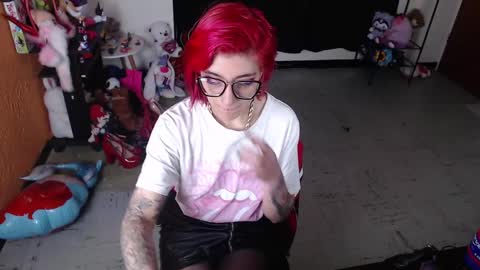 Miss Mia online show from February 9, 2:07 pm