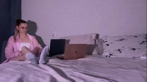 missmiroslava online show from April 12, 5:27 pm