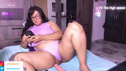 MissMoon online show from November 16, 1:18 am