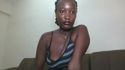 pretty gal online show from November 8, 4:28 am