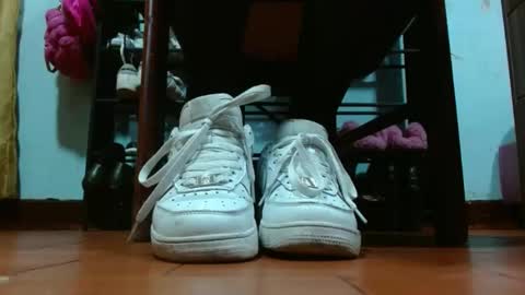 TELL ME MISS online show from December 29, 7:53 pm