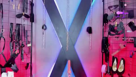 MissScarlet bella bdsm online show from February 3, 3:26 am