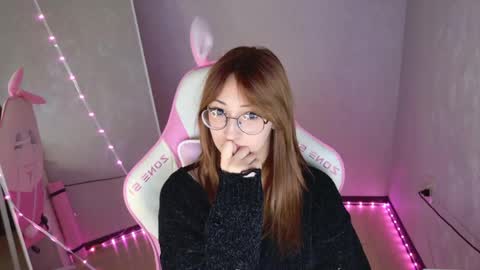 Nona online show from April 19, 6:21 pm