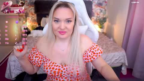 missyymarty online show from March 18, 8:19 am