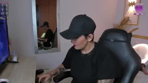 Mss F  online show from July 2, 3:23 am