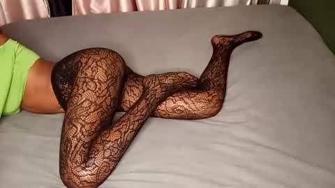 mistress_valentina1 online show from July 27, 11:13 pm