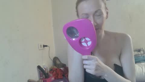 mistressmilly32 online show from February 11, 9:22 am