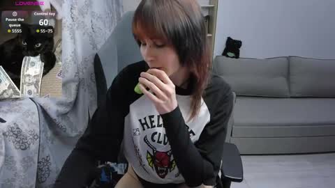 misty_dark online show from March 7, 9:22 pm