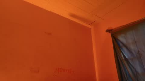 MoonLipson online show from April 5, 9:47 pm