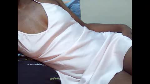Snapshot of mlle_kali chatting on September 20, 7:45 pm Mlle Kali online show from September 20, 7:45 pm