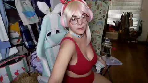 The Mochi Rainbow Variety Show online show from December 30, 5:55 pm