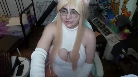 The Mochi Rainbow Variety Show online show from April 11, 11:30 pm