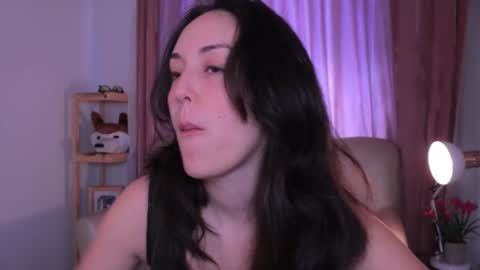   MOLLY   online show from November 18, 3:57 pm