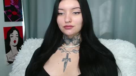 Lina online show from February 11, 9:20 am