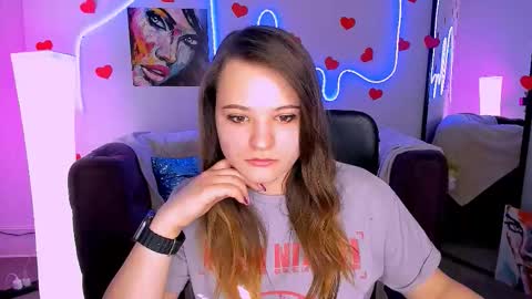 Molly online show from February 24, 1:32 pm