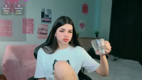 Molly online show from July 18, 4:38 am