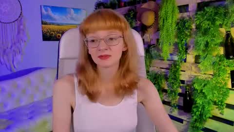 mollyjiggles online show from October 12, 12:29 pm