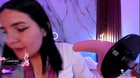 New girl Emily Valentina  Michelle online show from March 4, 10:16 pm