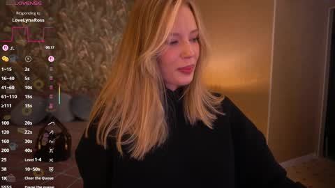 mollyymayy online show from May 14, 1:44 am