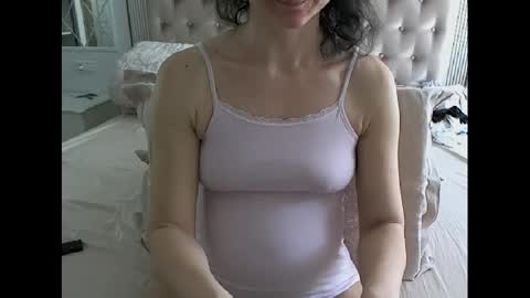 Amy online show from February 25, 9:20 am