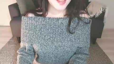 Momo online show from December 13, 11:17 pm