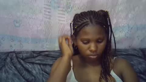 momsdoll online show from April 11, 7:36 am