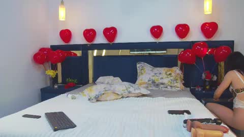 Mona093 online show from February 19, 12:55 pm