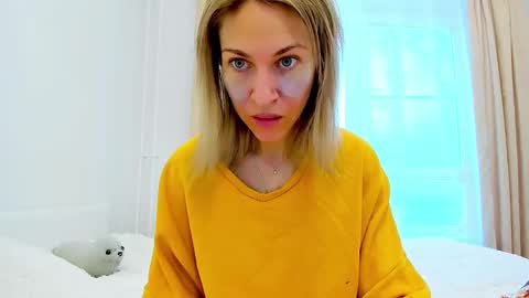 Mona online show from March 3, 5:26 am