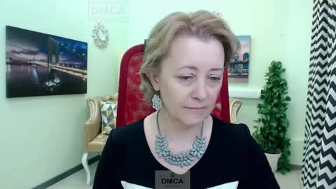 Mona online show from April 15, 11:00 am