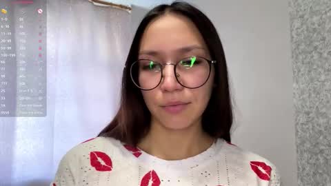 Mona online show from October 21, 8:18 am