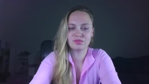 monarise online show from April 17, 6:21 pm