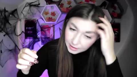 sweet girl and shine body online show from October 7, 11:36 am