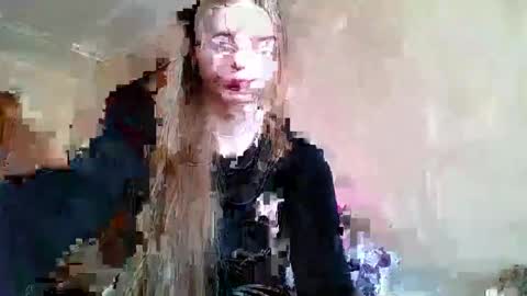 Snapshot of monica_tamayo chatting on February 17, 9:13 am Monica online show from February 17, 9:13 am