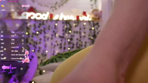 monicaasis online show from March 11, 5:37 pm