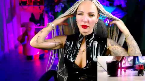 Monika online show from November 10, 12:55 pm