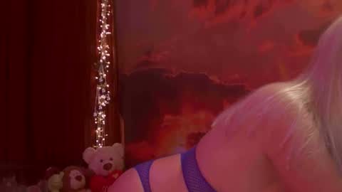 Monika    online show from December 14, 2:50 am