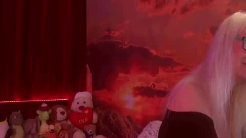 Snapshot of monicutex chatting on February 15, 2:58 am Monika online show from February 15, 2:58 am