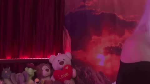 Snapshot of monicutex chatting on December 13, 5:16 am Monika online show from December 13, 5:16 am